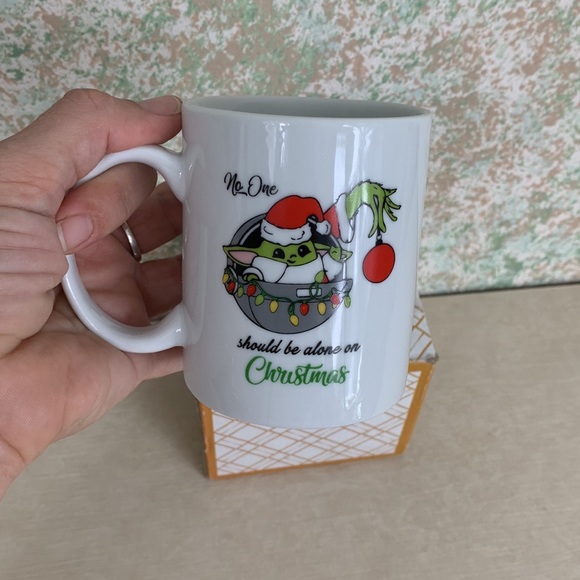 Baby Yoda No One Should Be Alone On Christmas Coffee Mug 11OZ - Picture 4 of 7